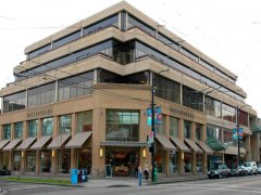 福州百芃铝合金门窗有限公司